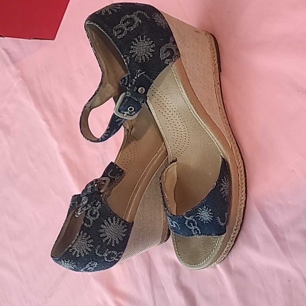 UGG Australia Atasha Sandals Size 12M Denim Open Toe Closed Back Platform Wedge